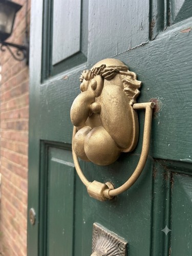 Muppet christmas carol door - muppet,