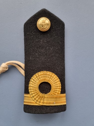 Royal navy sub - royal, rank