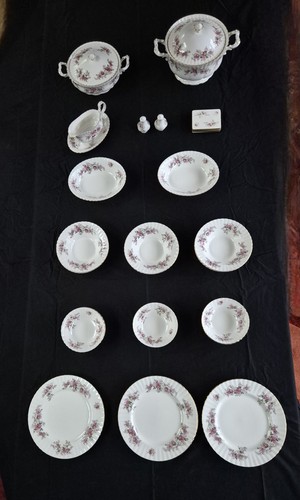 Royal albert bone china - royal,