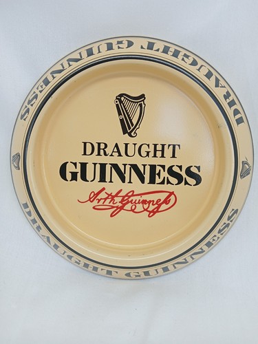 Draught guinness metal ashtray - guinness,