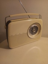 Cream, Black & Crome TR82/B