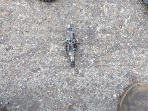 Honda kickstart shaft - 50, j