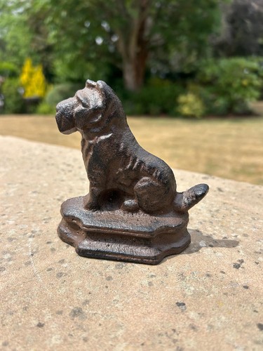 Cast iron scottie dog - iron,