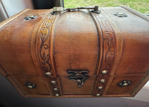 Rustic dome top - wooden, chest
