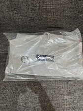 Supreme Hooded Sweatshirt