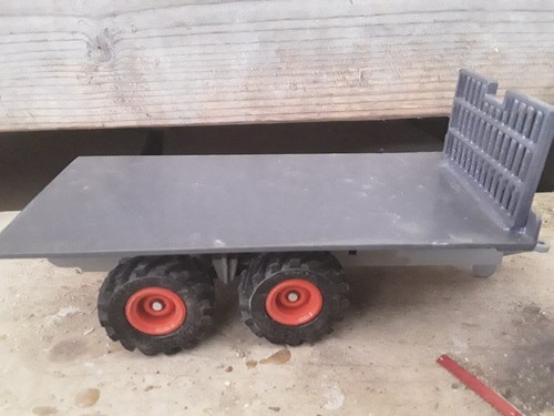 Siku bale trailer converted - ,