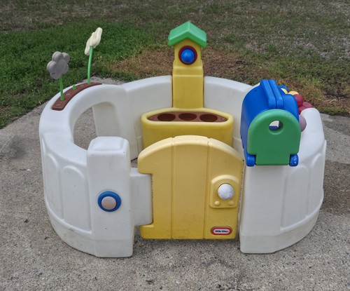 Rare vintage little - rare, tikes