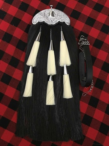 Long horse black - hair, kilt