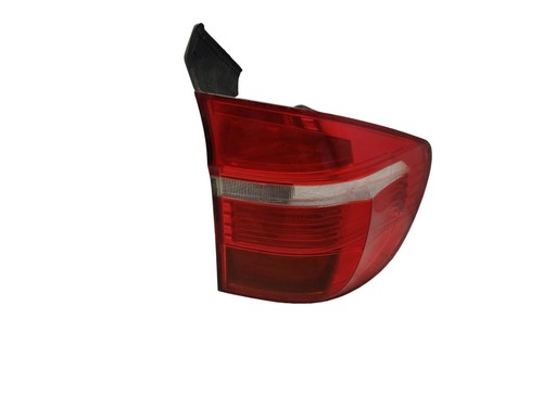 Bmw taillight lamp off - taillight,