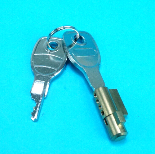 Security hitch lock - hitch, erde