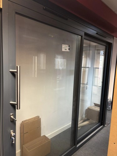 Anthracite grey sliding doors - grey,