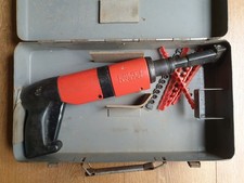 Hilti DX400 Cordless Nail Gun In Case.