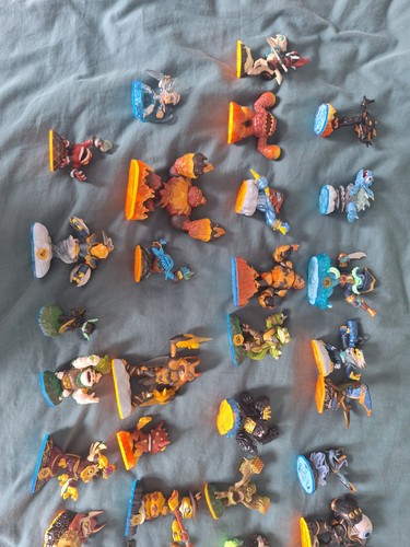 Skylanders force figures - force,