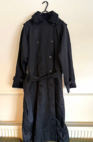 Vintage burberrys black trench - vintage,