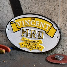 British Motorcycles - Cast