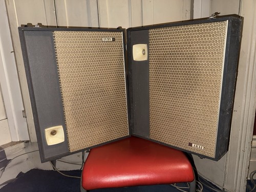 Large retro akai - large, ss-55