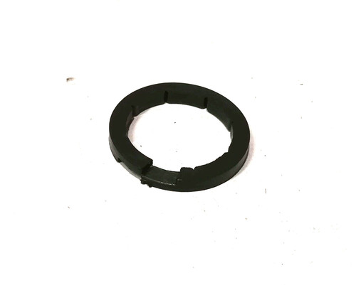 Piston ring for support tube