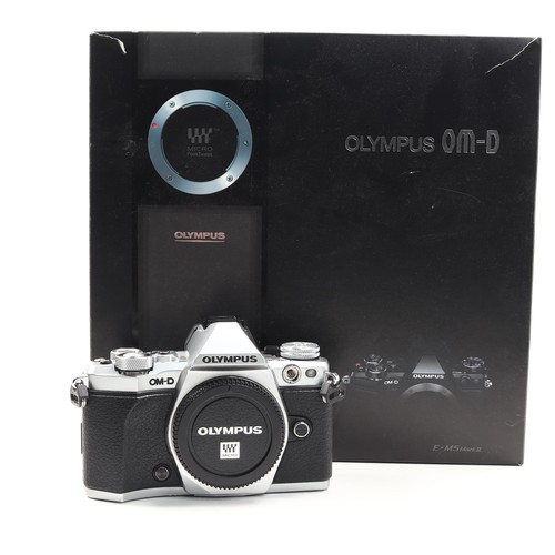 Olympus m5 mark - om-d,