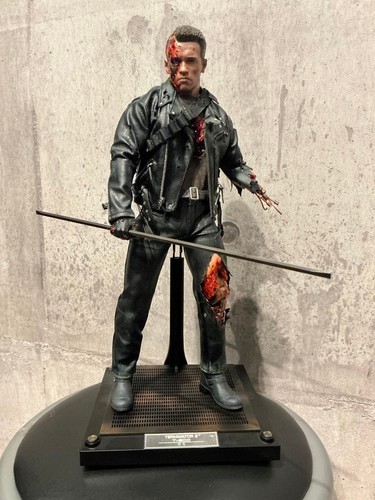 Hot toys dx13 800 - toys, t-800