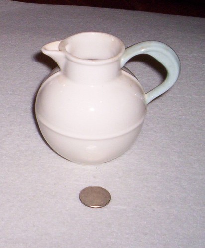 Luray guernsey pitcher - luray?,