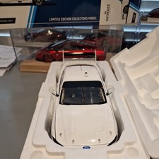 1/18 authentic collectables