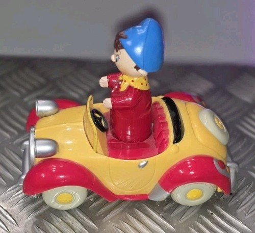 Vintage noddy push down car - push,