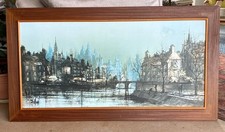 Kitsch but weirdly attractive