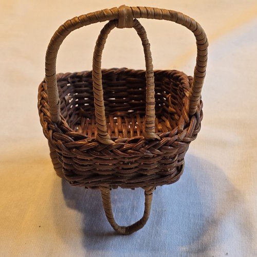 Vintage miniature wicker baby - vintage,