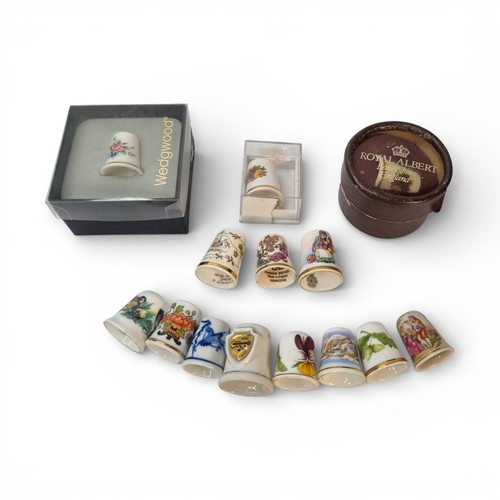 Thimbles joblot x14 wedgwood - joblot,
