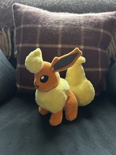 Pokémon Flareon Plush 20cm
