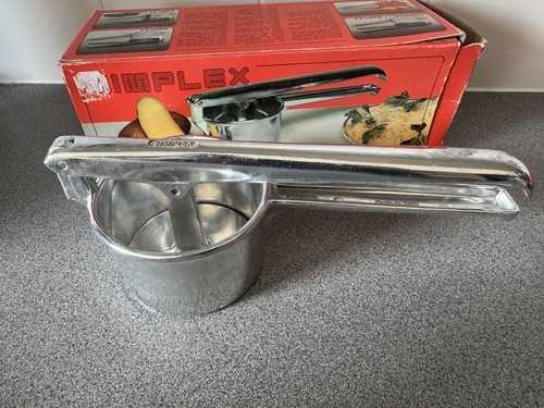 Simplex metal potato ricer - metal,