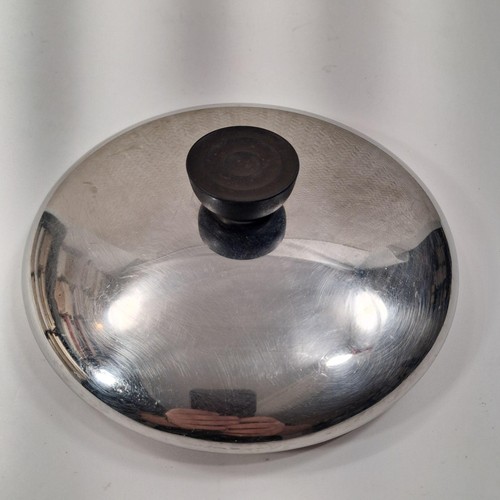 Stainless steel saute - in,