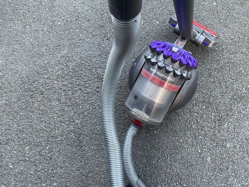 Dyson bigball clylinder vacuum - dyson,