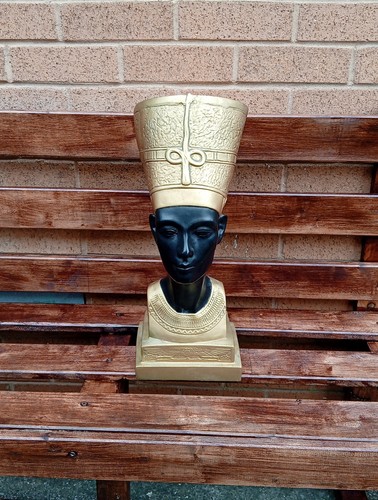 Vtg egyptian queen nefertiti - egyptian,
