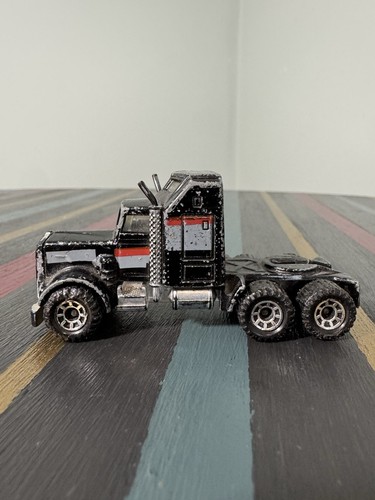 Used matchbox lesney peterbilt - used,