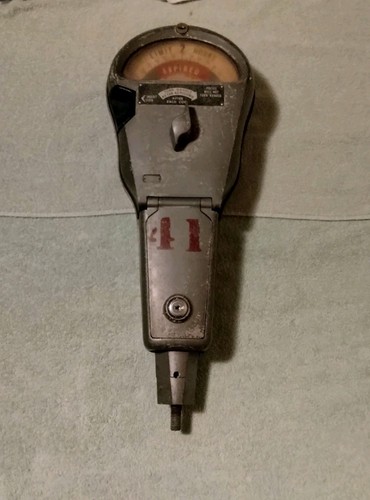 Vintage park meter parking - o,