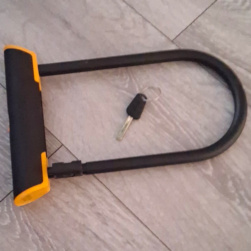 Large black orange key - black/orange,