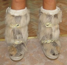 Cream, beige and grey faux fur /suede Yeti Moon Boots size 6, v good condition