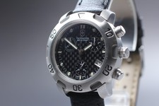 Near MINT Victorinox Chrono