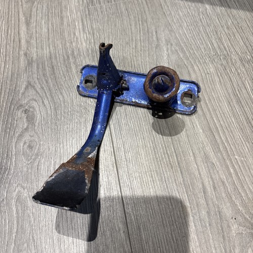 Subaru impreza bonnet - subaru, catch