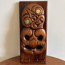 New Zealand Maori Moko Wooden Hand Carved Abalone Shell Eyes Key Holder Wall