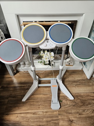 Nintendo wii rock band - nintendo,