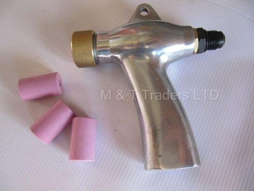 Sand blast gun with - with, nozzles