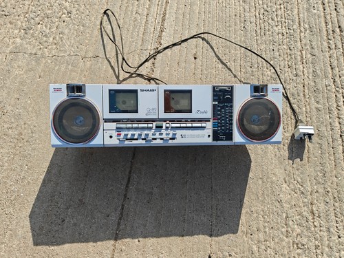 Sharp qt89 vintage radio - sharp,