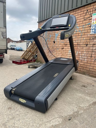 Technogym unity 700 treadmill - technogym,