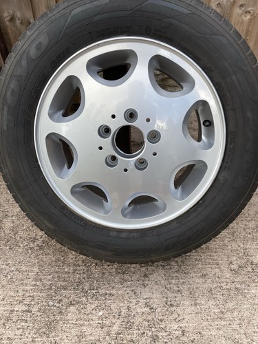 Mercedes alloy wheel - 15,