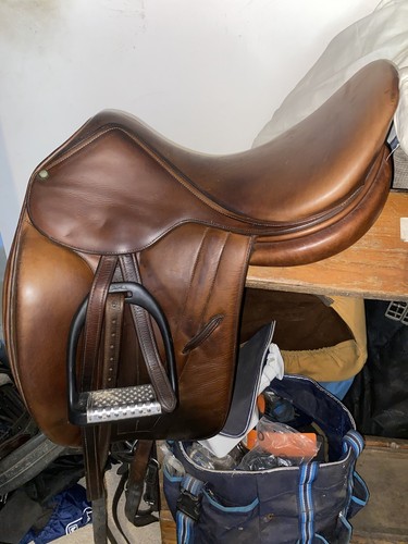Butet dressage saddle - butet,