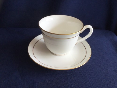 Royal worcester contessa tea - worcester,