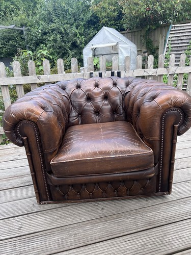 Brown leather chesterfield - brown,