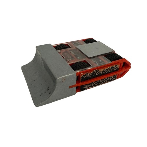Tornado robot wars - , pullback